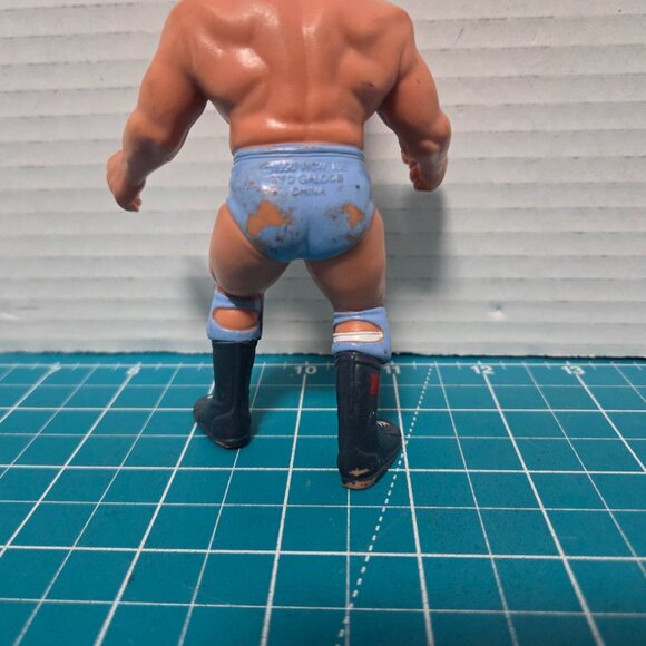 Vintage WCW Ric Flair 1990 Galoob Wrestling 5" Figure WWE AEW WWF NWA - Picture 5 of 5
